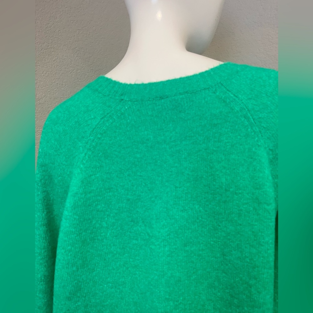 Torrid Plus Women’s Green Crew Neck Long Sleeves Sweater Size 2 - Picture 6 of 11